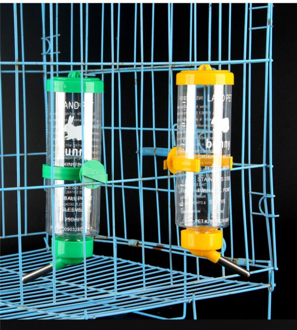 WhatsApp Image 2024-08-26 at 3.49.39 PM Bebedero Para Hamster o Conejo 250ml